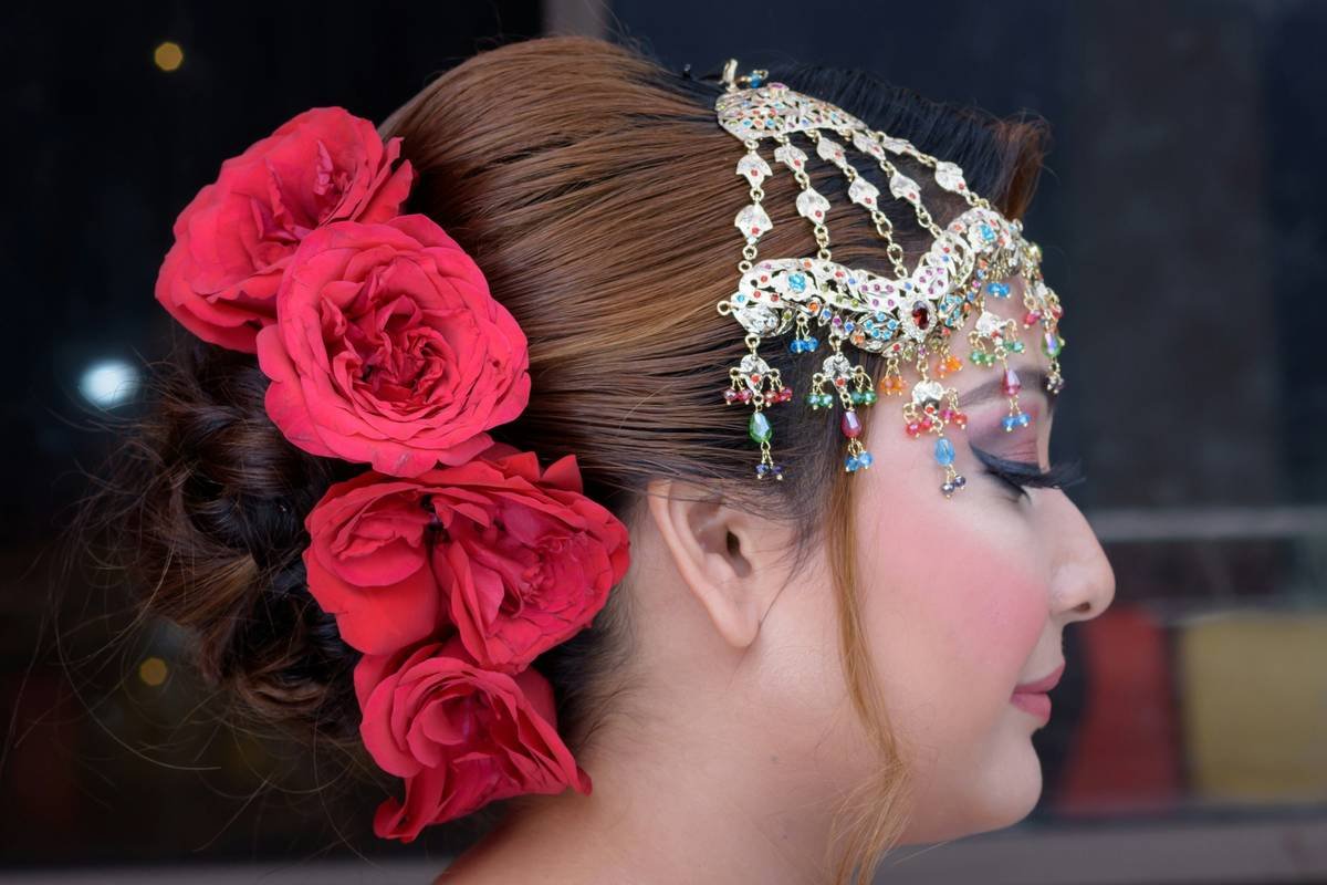 How to Master Artistic Flair with Hair Spikes—Without Looking Like a 2003 Pop-Punk Reject