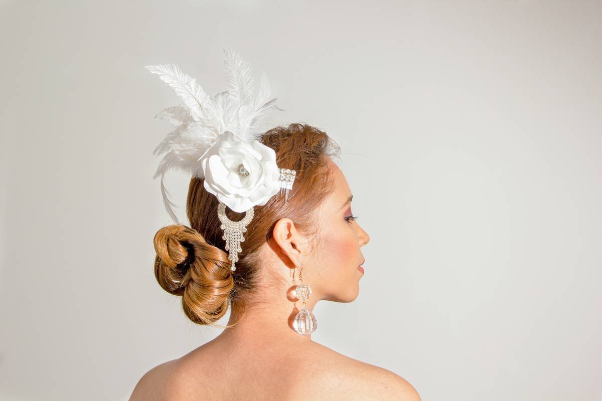 How to Master Dramatic Hair Pins for Head-Turning Style (Without Looking Like a Costume)