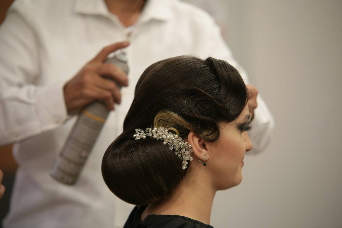 How to Master Hair Spikes with Unique Style (Without Looking Like a Costume)